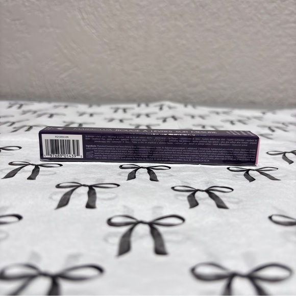 💄 tarte — Maracuja Juicy Shift Lip Balm in CEO - Picture 4 of 6